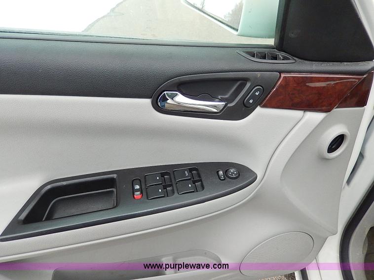 image for item I9430 2008 Chevrolet Impala LS