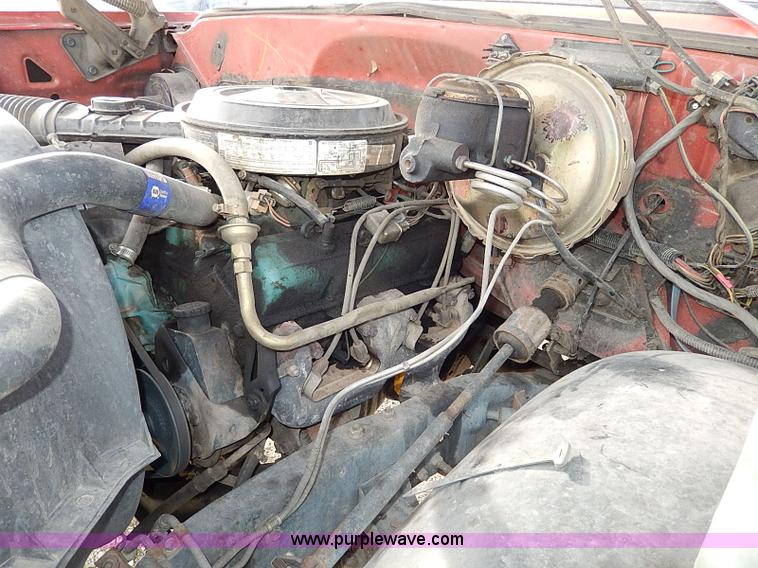 image for item I9437 1980 Chevrolet C20 Custom Deluxe fire truck