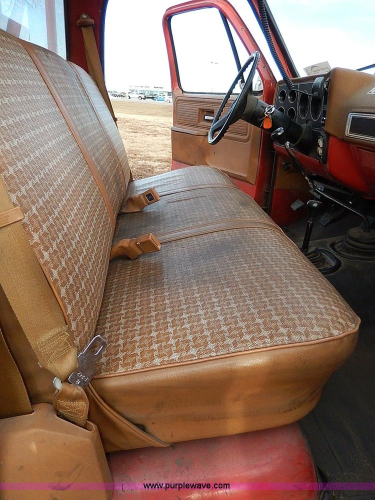 image for item I9437 1980 Chevrolet C20 Custom Deluxe fire truck