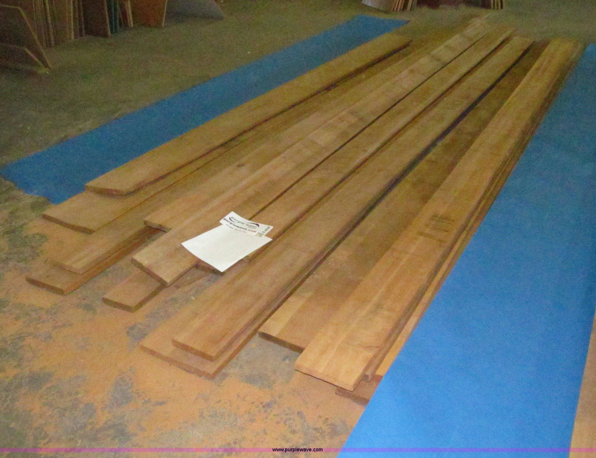 Assorted gum wood lumber in Des Moines, IA Item E4658 sold Purple Wave