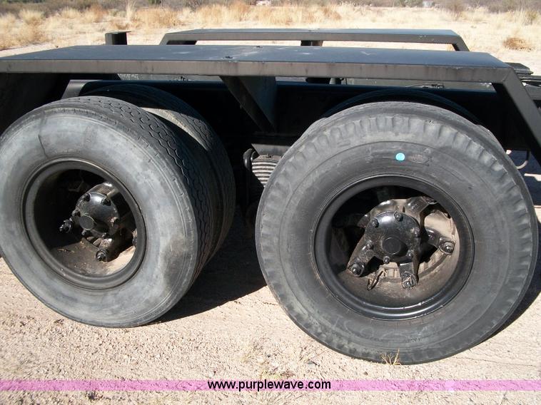 image for item C1769 1983 Mack DM4 truck cab and chassis