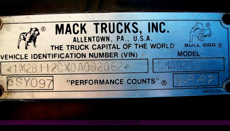 image for item C1769 1983 Mack DM4 truck cab and chassis