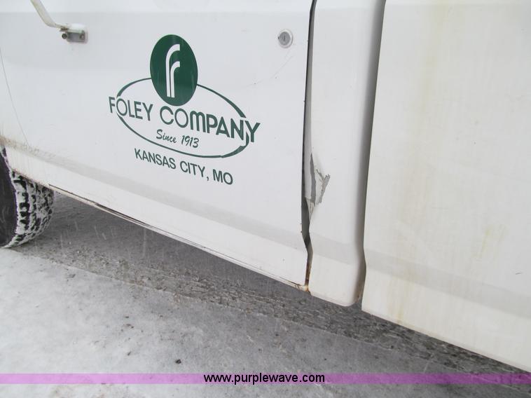 image for item E4662 1997 Ford F250 Super Duty pickup truck