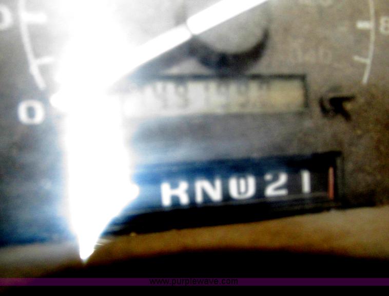 image for item E4662 1997 Ford F250 Super Duty pickup truck