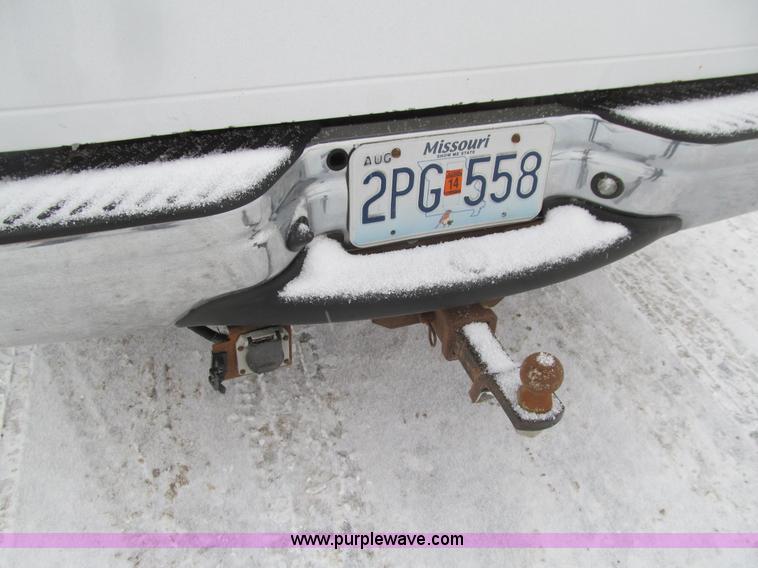 image for item E4663 2004 Ford F150 Heritage XL pickup truck