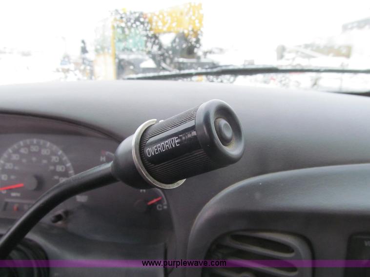 image for item E4663 2004 Ford F150 Heritage XL pickup truck