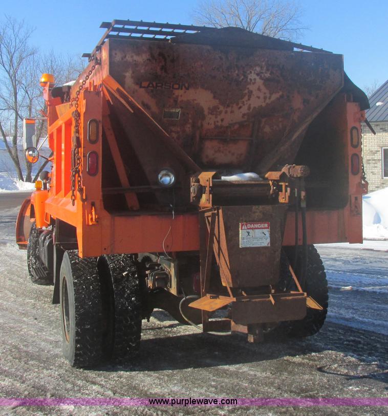 image for item E5277 1999 International 2554 dump truck