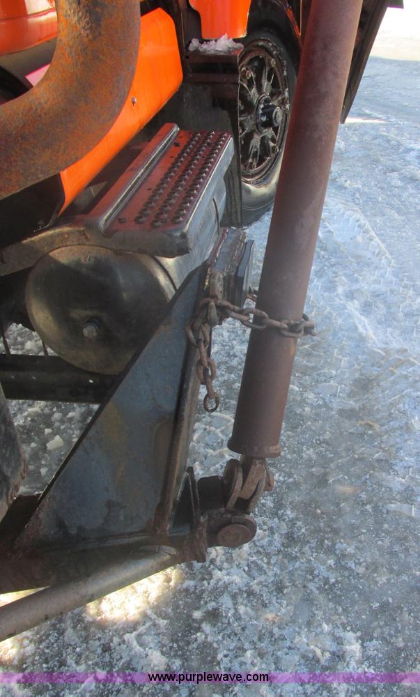 image for item E5277 1999 International 2554 dump truck