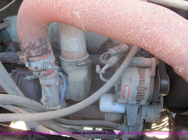 image for item E5277 1999 International 2554 dump truck