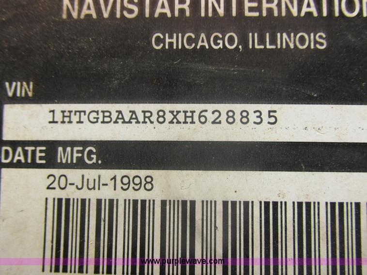 image for item E5277 1999 International 2554 dump truck