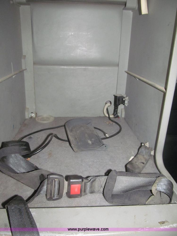 image for item F7259 2001 Freightliner Century Class ST120 semi truck