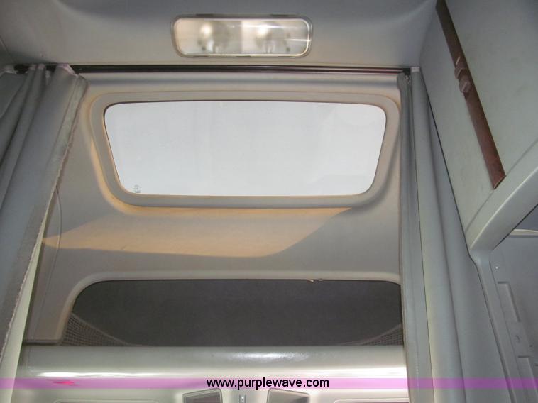 image for item F7259 2001 Freightliner Century Class ST120 semi truck