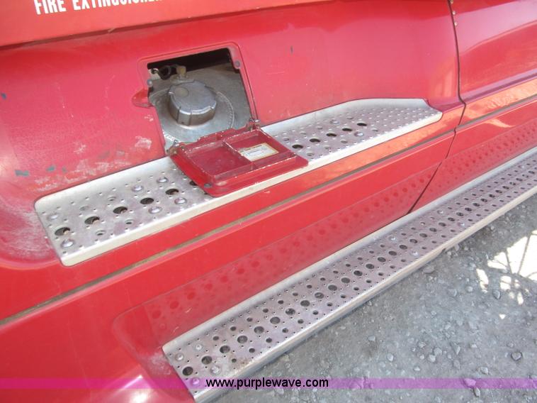 image for item F7259 2001 Freightliner Century Class ST120 semi truck