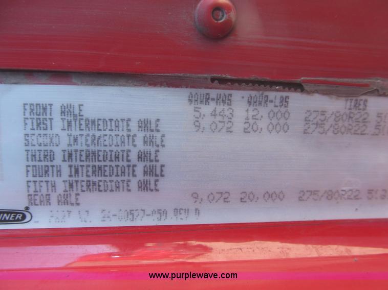 image for item F7259 2001 Freightliner Century Class ST120 semi truck