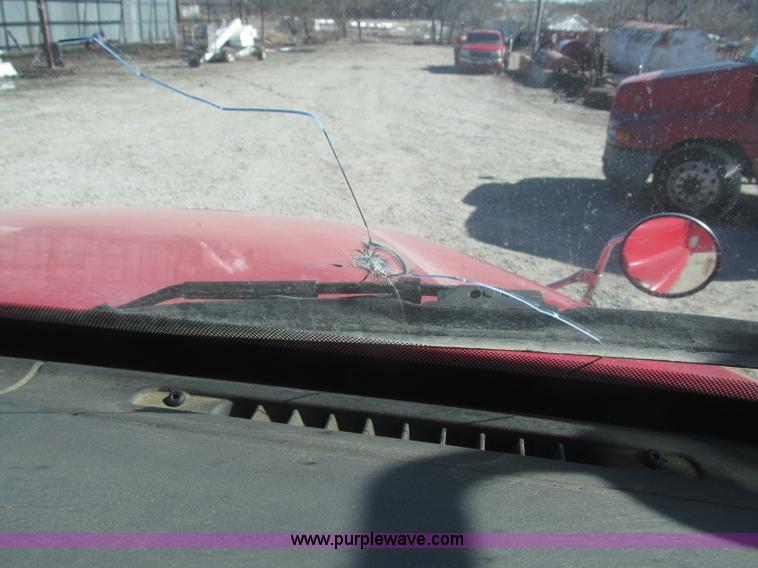 image for item F7260 2001 Freightliner Century Class ST120 semi truck