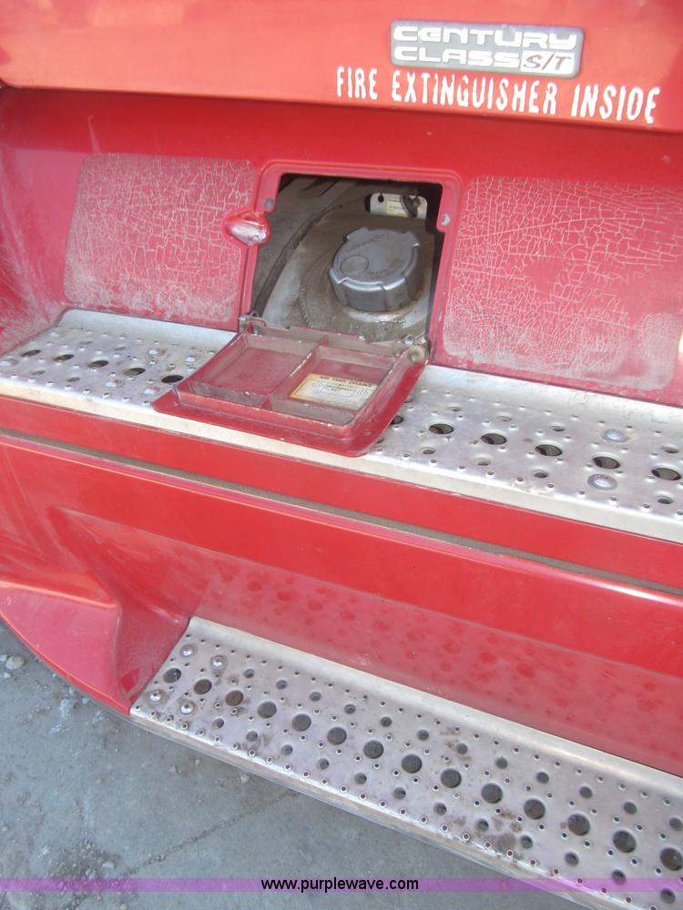 image for item F7260 2001 Freightliner Century Class ST120 semi truck