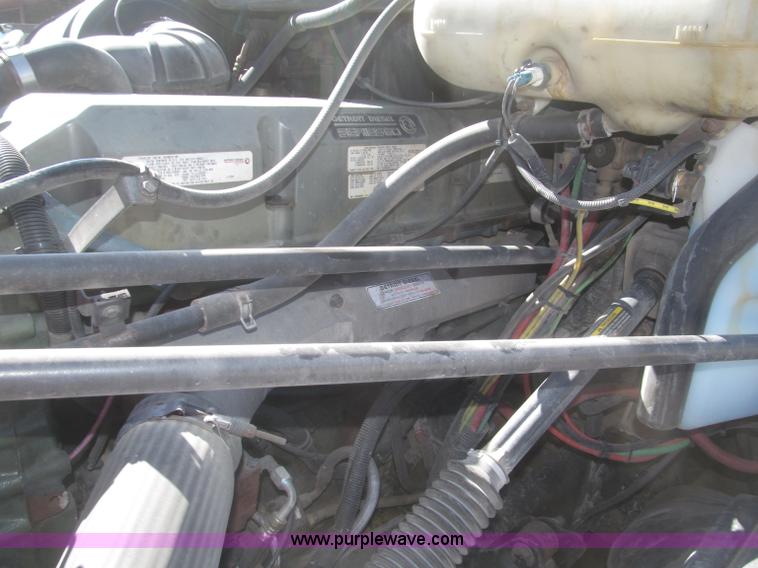 image for item F7260 2001 Freightliner Century Class ST120 semi truck