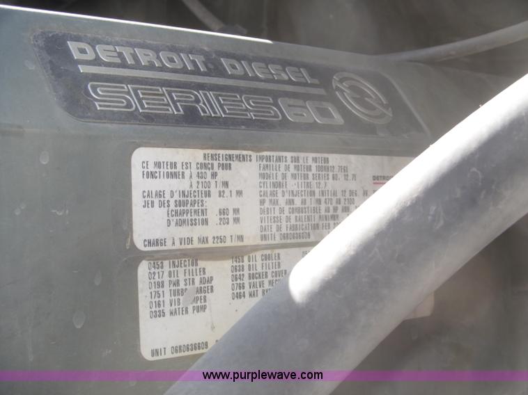 image for item F7260 2001 Freightliner Century Class ST120 semi truck