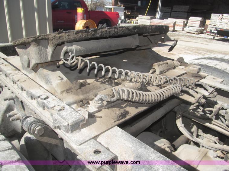 image for item F7260 2001 Freightliner Century Class ST120 semi truck