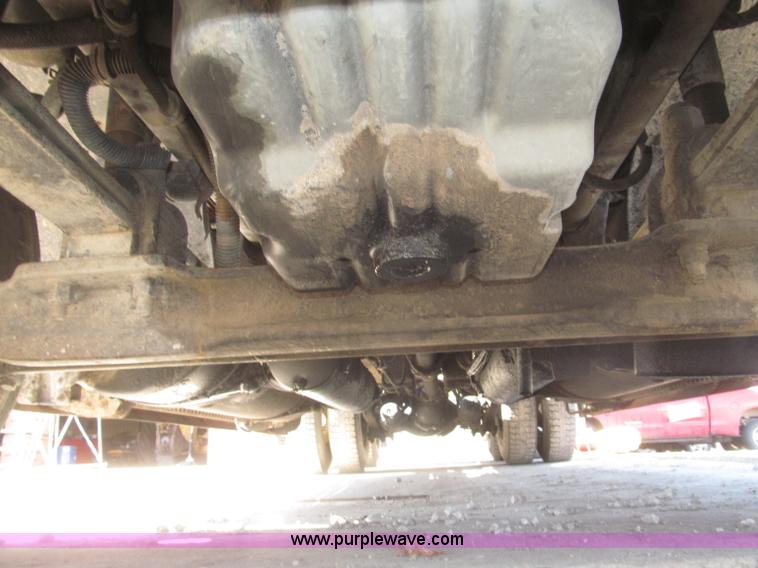 image for item F7260 2001 Freightliner Century Class ST120 semi truck