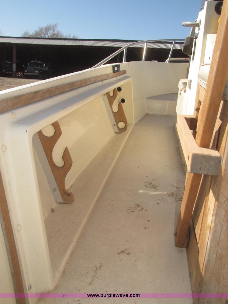 image for item F7261 1981 Hydrasports Runabout boat