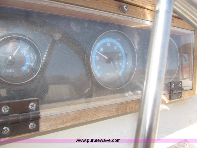 image for item F7261 1981 Hydrasports Runabout boat