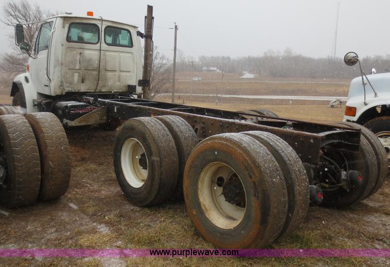 image for item F8175 2002 Sterling M8500 Acerterra semi truck