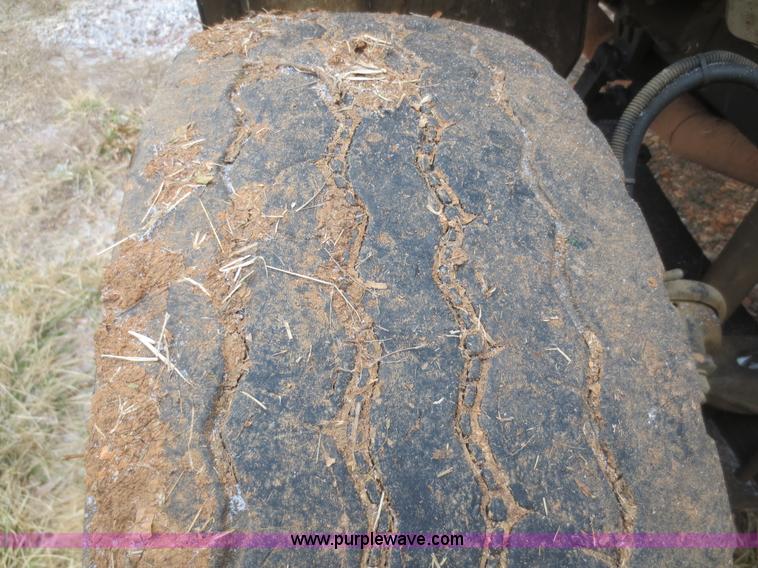 image for item F8175 2002 Sterling M8500 Acerterra semi truck