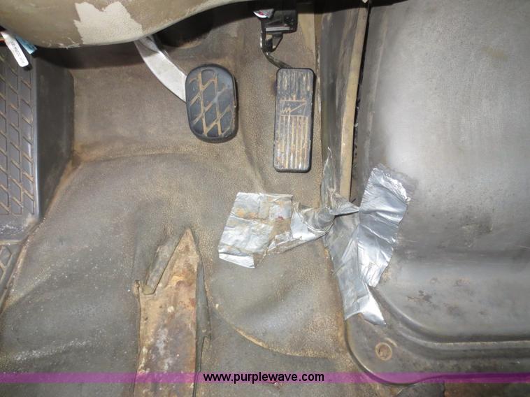 image for item F8175 2002 Sterling M8500 Acerterra semi truck