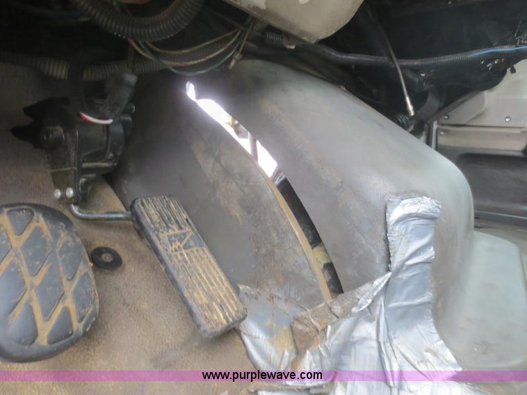 image for item F8175 2002 Sterling M8500 Acerterra semi truck