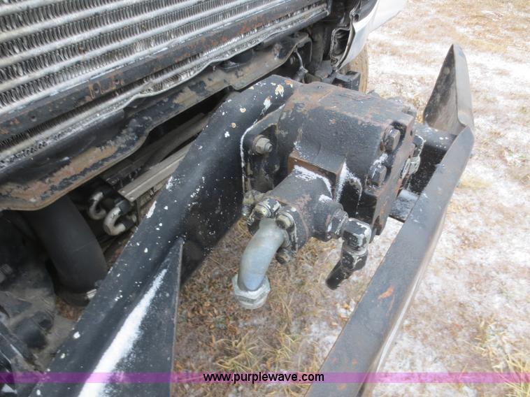 image for item F8177 1996 Ford LNT9000 truck cab and chassis