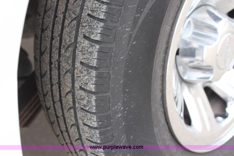 image for item H1363 2004 Ford Ranger XLT SuperCab pickup truck