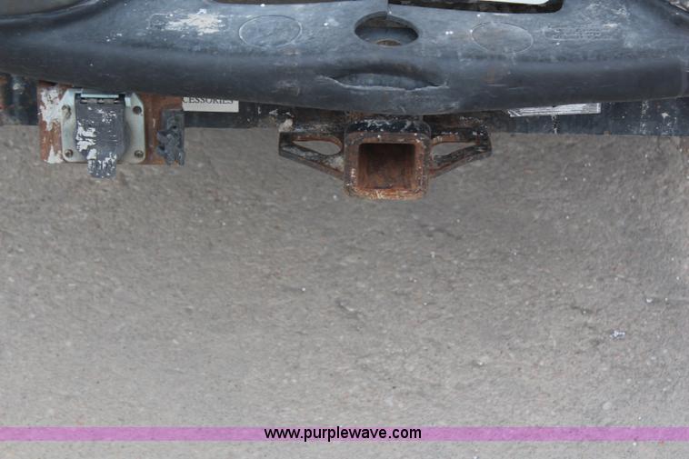 image for item H1373 2001 Ford F250 XL pickup truck