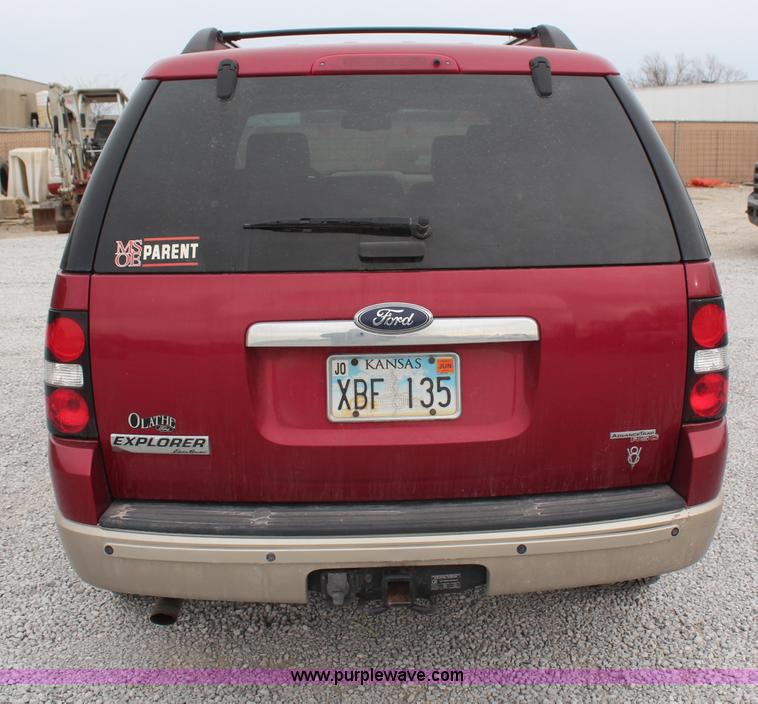image for item H1384 2006 Ford Explorer Eddie Bauer SUV