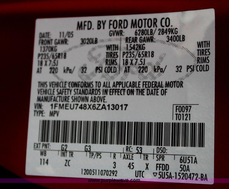 image for item H1384 2006 Ford Explorer Eddie Bauer SUV