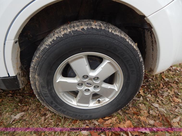 image for item H3887 2008 Ford Escape XLT SUV