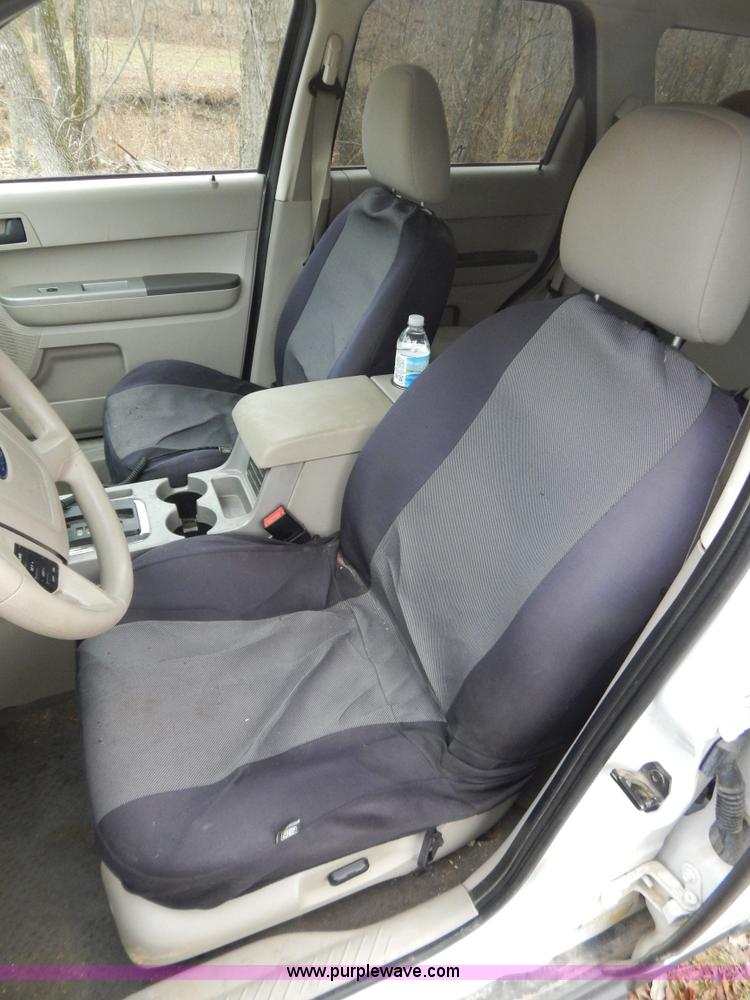 image for item H3887 2008 Ford Escape XLT SUV