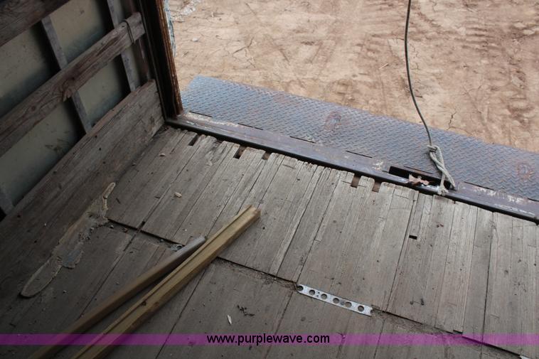 image for item H7792 Brown cargo box