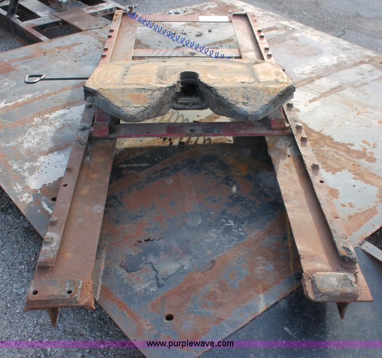 image for item H8311 Fontaine No-Slack II SLTPL6000 fifth wheel hitch