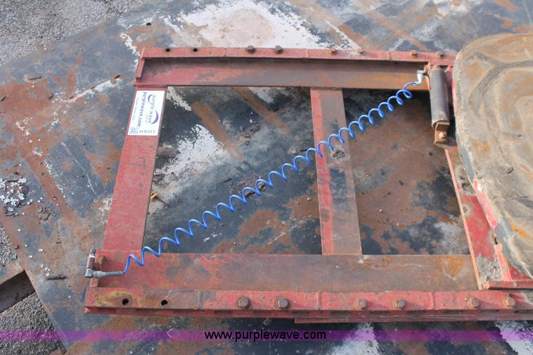 image for item H8311 Fontaine No-Slack II SLTPL6000 fifth wheel hitch