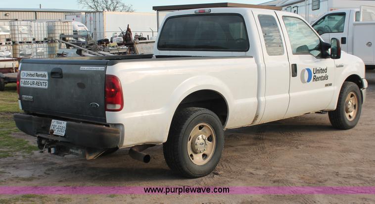 image for item H8313 2007 Ford F250 Super Duty XLT SuperCab pickup truck