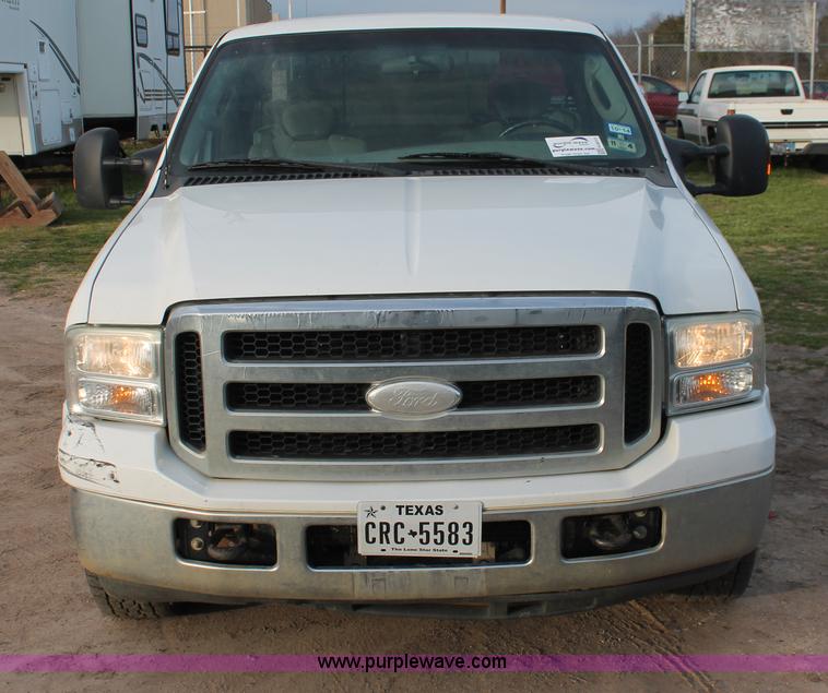 image for item H8313 2007 Ford F250 Super Duty XLT SuperCab pickup truck