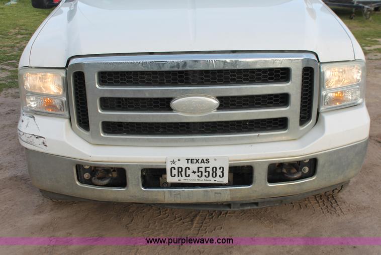 image for item H8313 2007 Ford F250 Super Duty XLT SuperCab pickup truck
