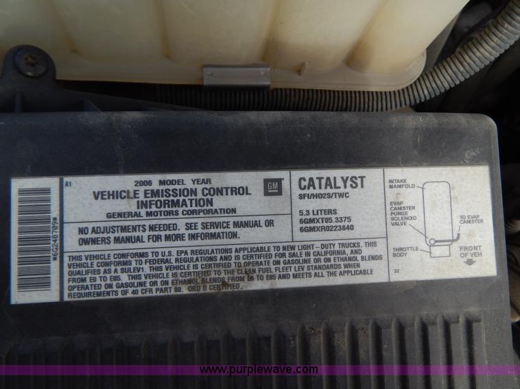 image for item I1203 2006 Chevrolet Silverado 1500 pickup truck