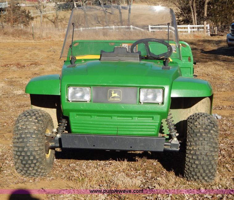 image for item I1228 2001 John Deere Gator utility vehicle