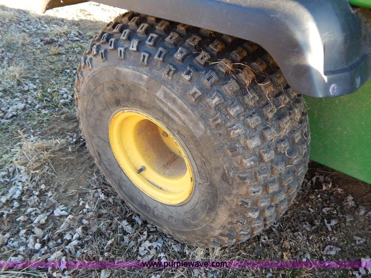 image for item I1228 2001 John Deere Gator utility vehicle