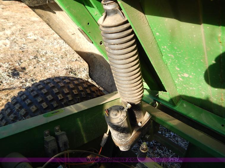 image for item I1228 2001 John Deere Gator utility vehicle