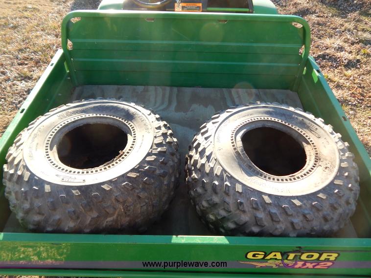 image for item I1228 2001 John Deere Gator utility vehicle