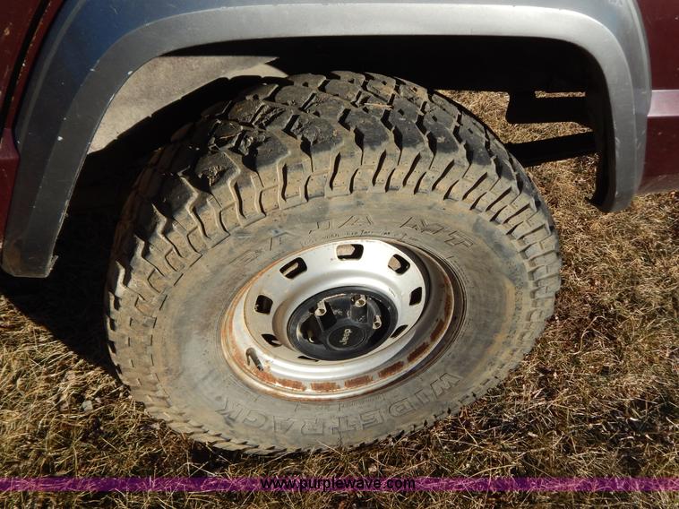 image for item I1231 1987 AMC Cherokee Pioneer SUV