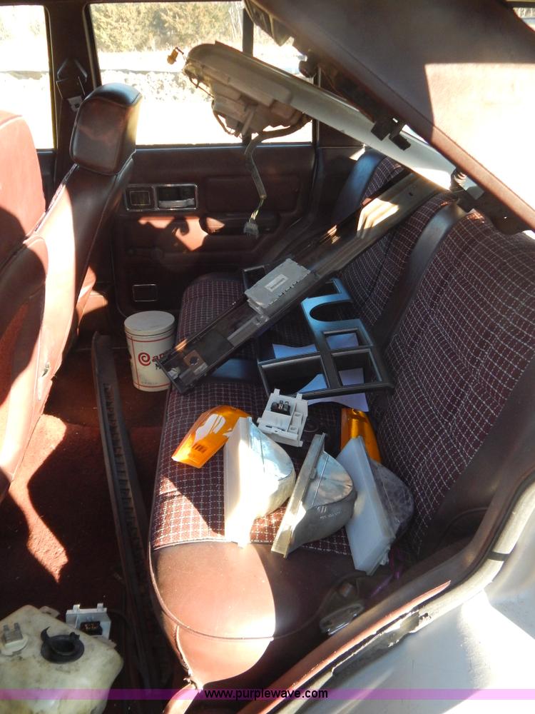 image for item I1231 1987 AMC Cherokee Pioneer SUV